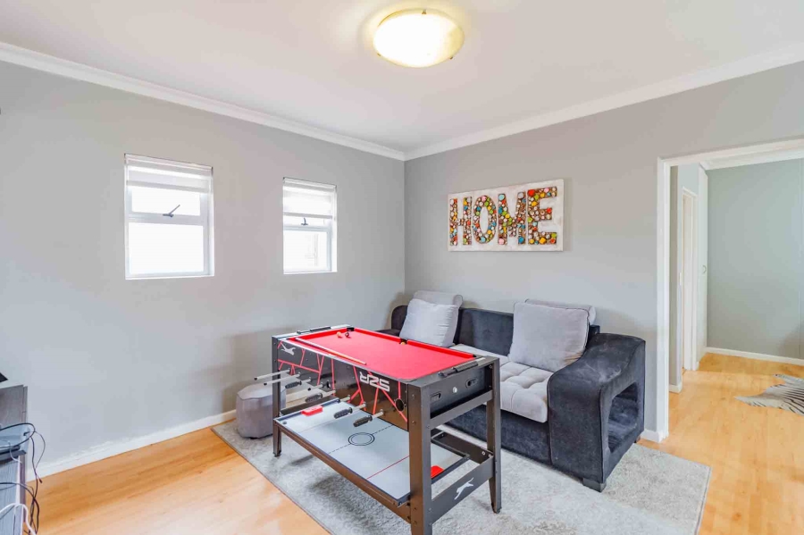 3 Bedroom Property for Sale in Royal Ascot Western Cape